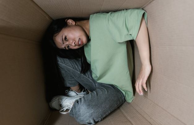 Klostrofobi Nedir? Nasıl Tedavi Edilir?